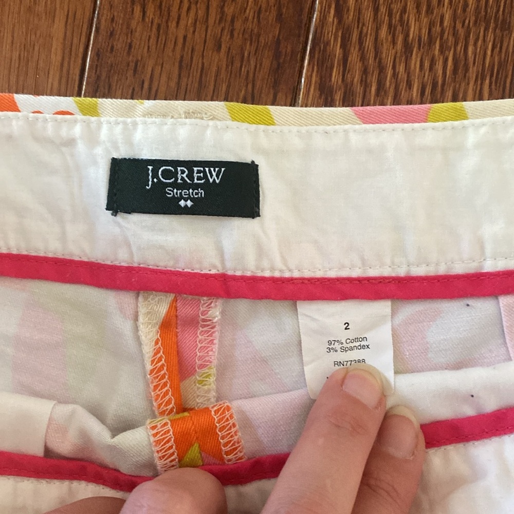 J. Crew stretch shorts, tropical! 🌴 - Picture 7 of 7